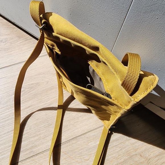 Fjallraven Pocket Bag Crossbody - Picture 6 of 7